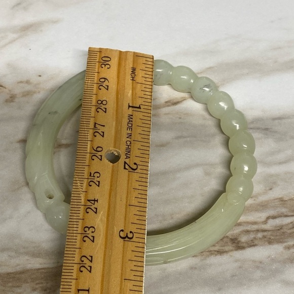 GENUINE carved jade bracelet - Picture 6 of 15
